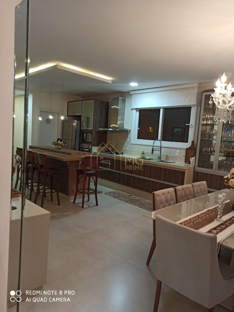 Apartamento, 3 quartos, 200 m² - Foto 4