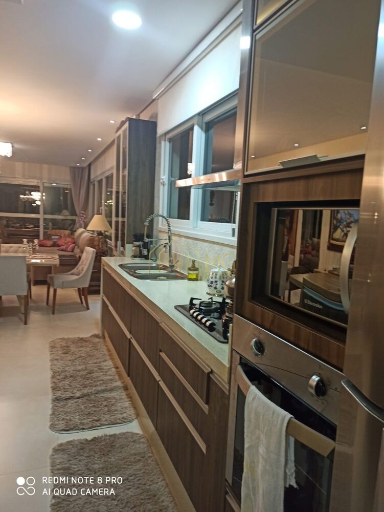 Apartamento, 3 quartos, 200 m² - Foto 2