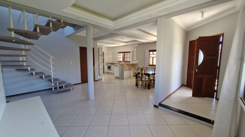 Casa à venda com 4 quartos, 240m² - Foto 5