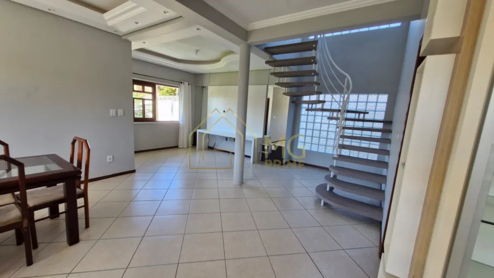 Casa, 4 quartos, 240 m² - Foto 9