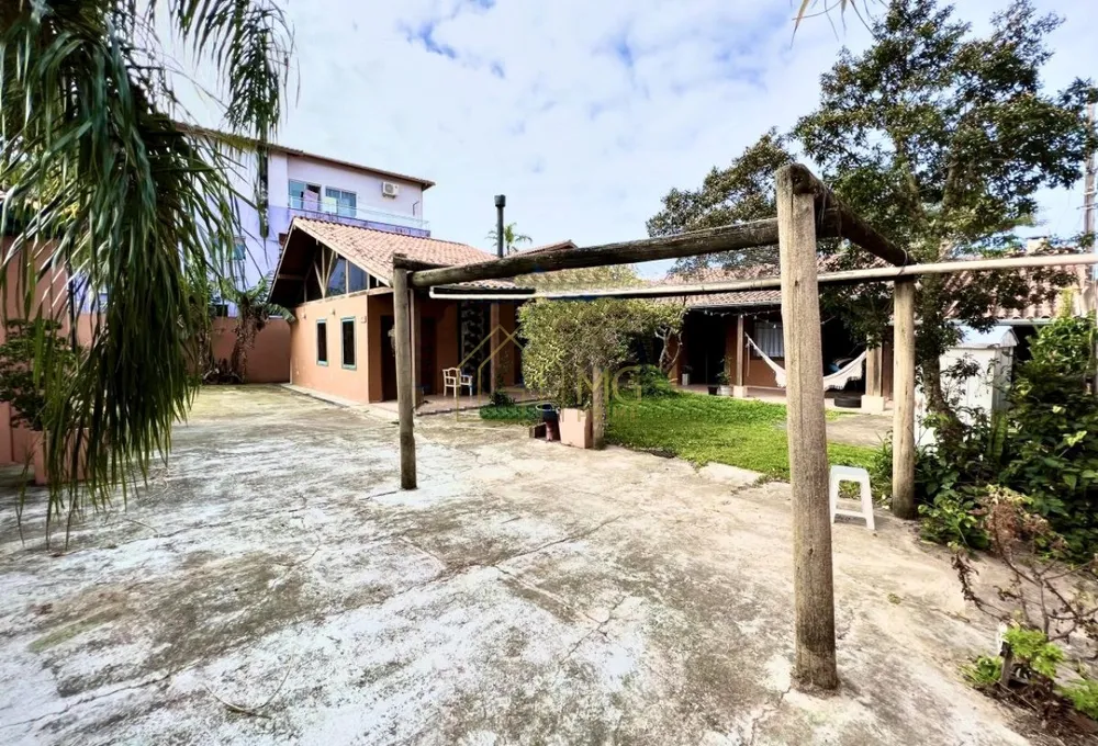 Casa, 4 quartos, 132 m² - Foto 2