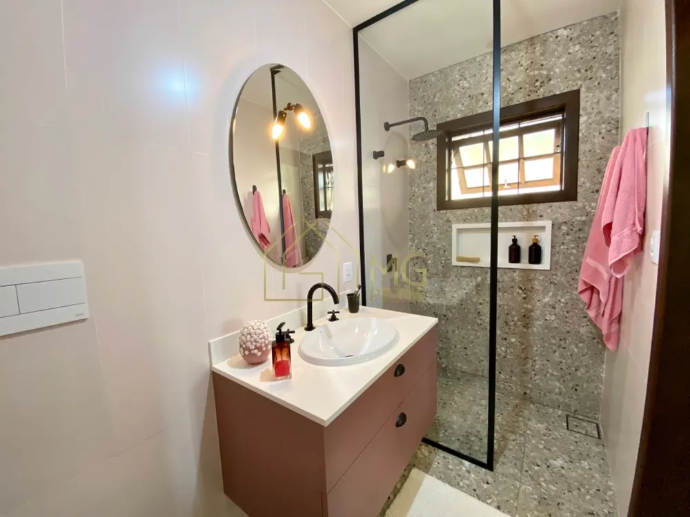 Casa, 3 quartos, 244 m² - Foto 4