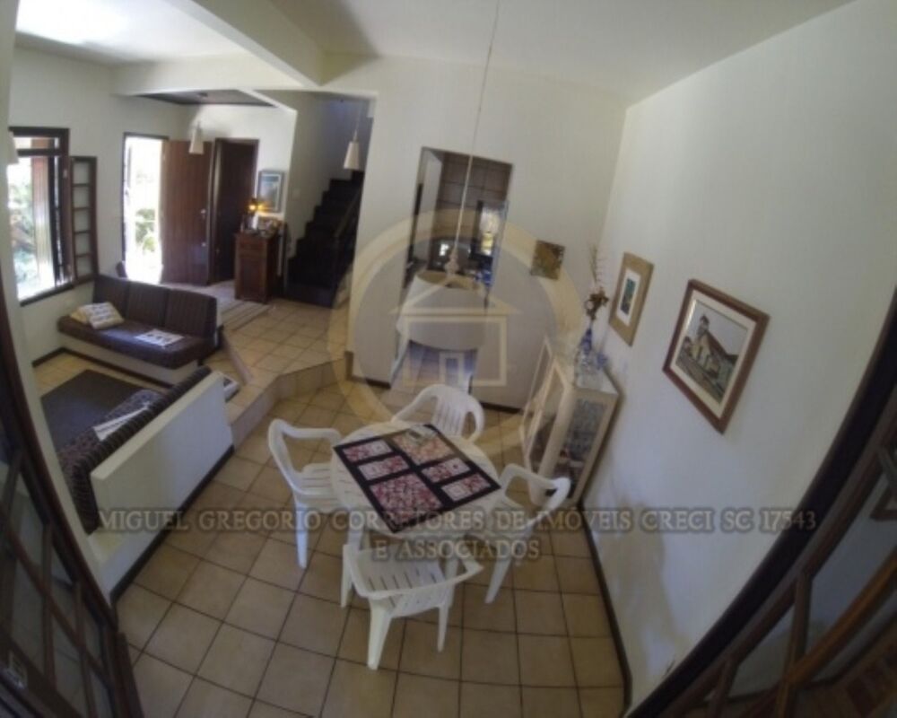Casa, 3 quartos, 161 m² - Foto 1