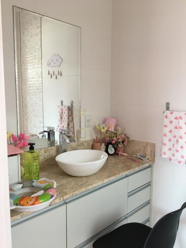 Casa, 3 quartos, 250 m² - Foto 2