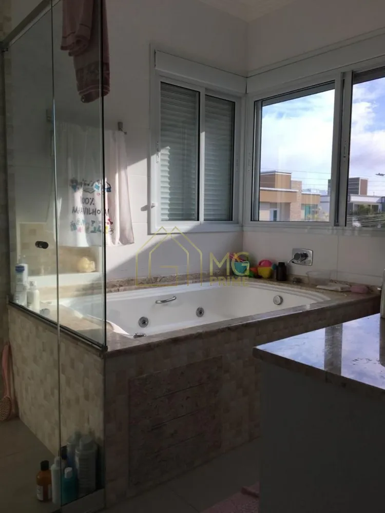 Casa, 3 quartos, 250 m² - Foto 11