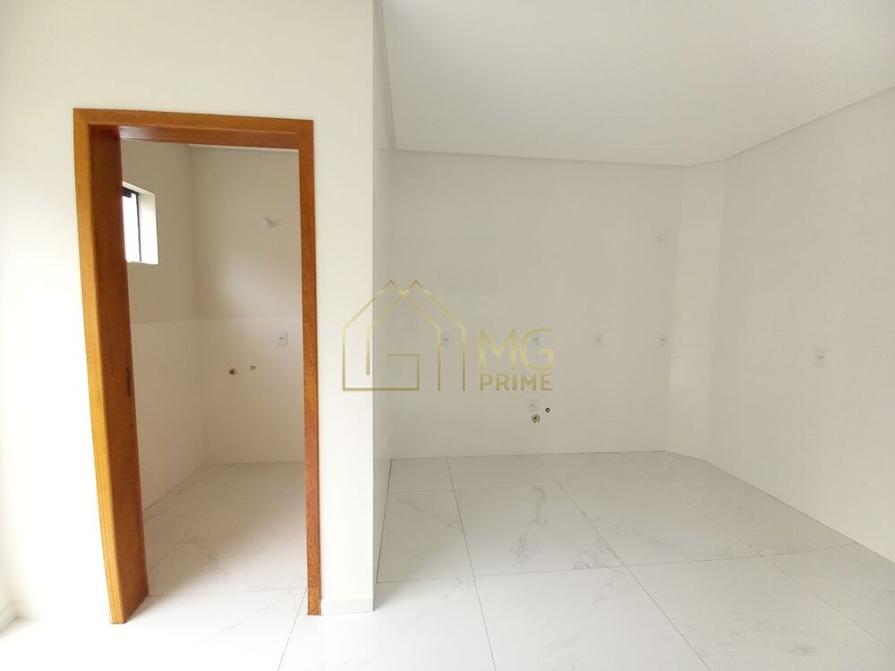Casa à venda com 2 quartos, 98m² - Foto 3