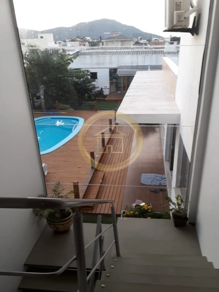 Casa, 3 quartos, 246 m² - Foto 2