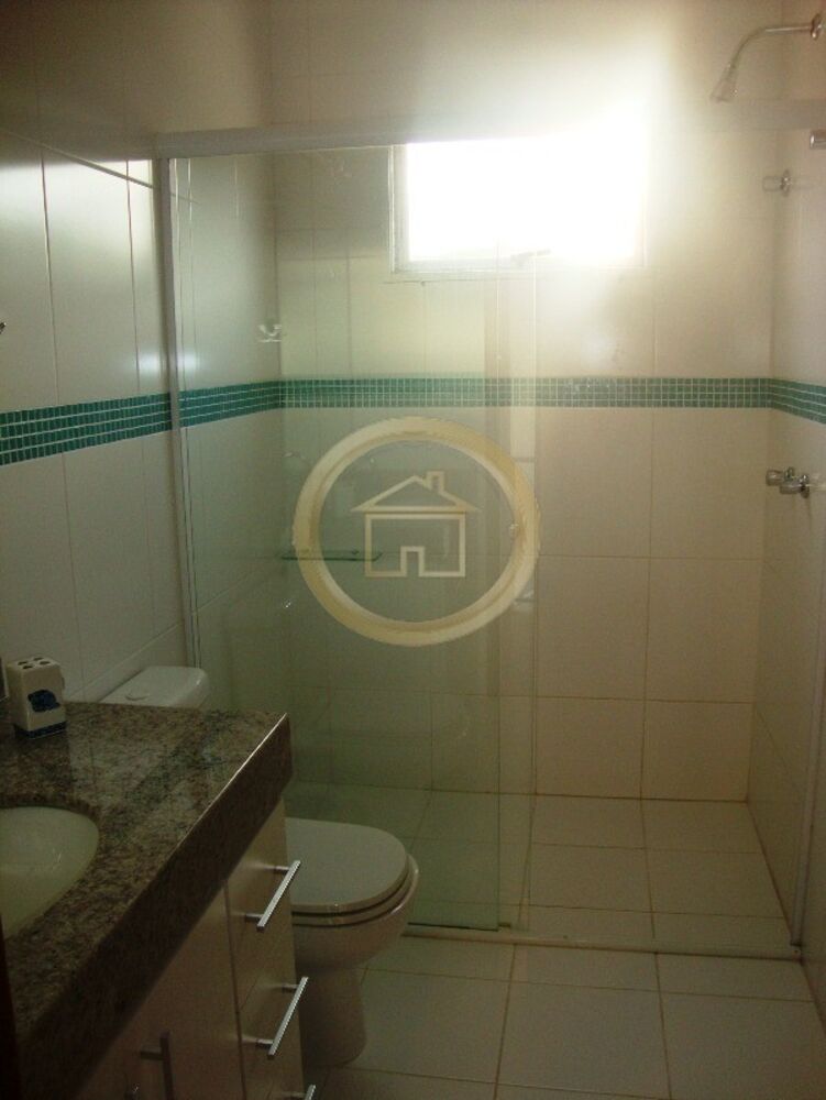 Casa à venda com 3 quartos, 254m² - Foto 4