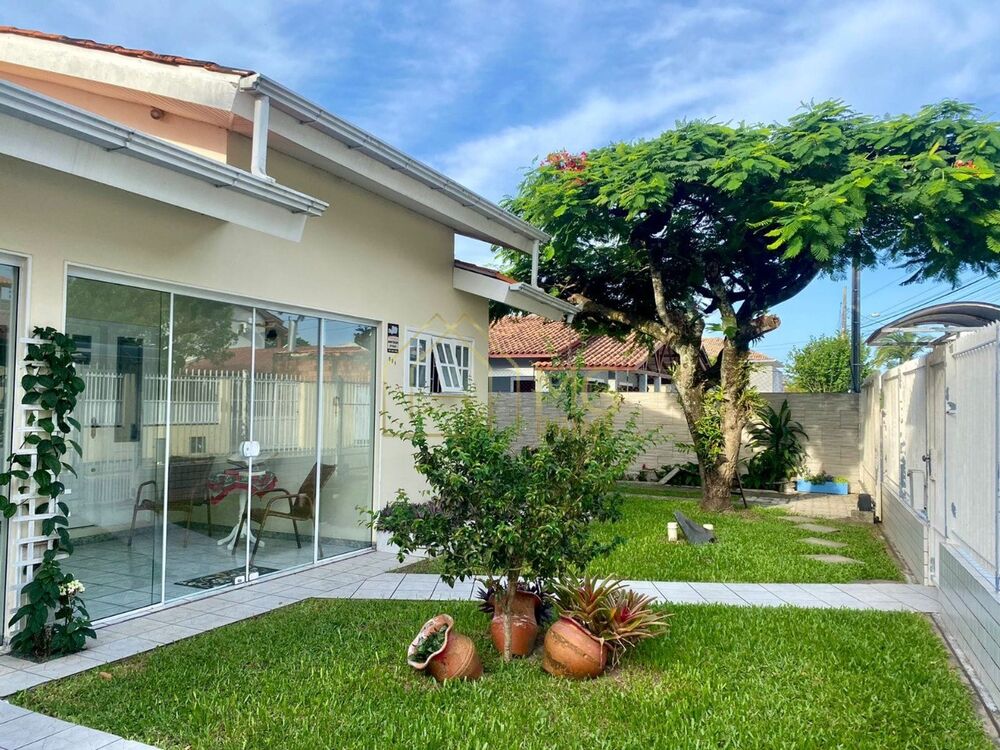 Casa, 4 quartos, 160 m² - Foto 1