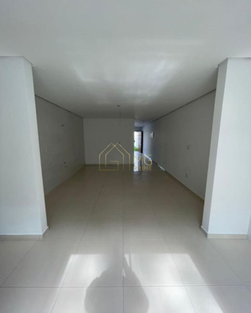 Casa, 2 quartos, 150 m² - Foto 2