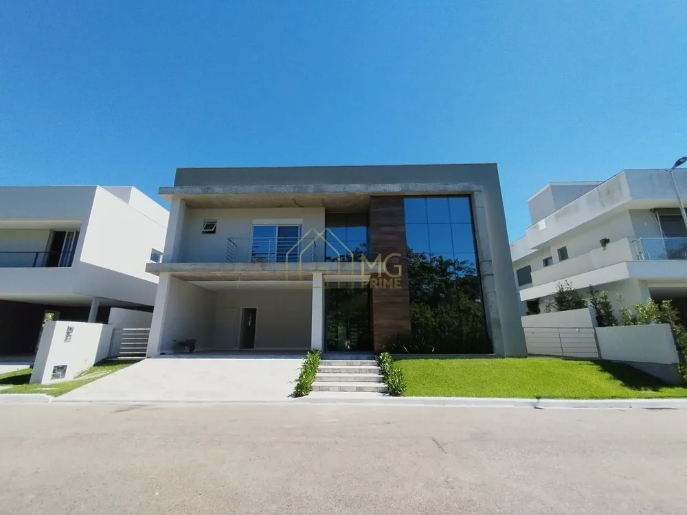 Casa, 3 quartos, 269 m² - Foto 1