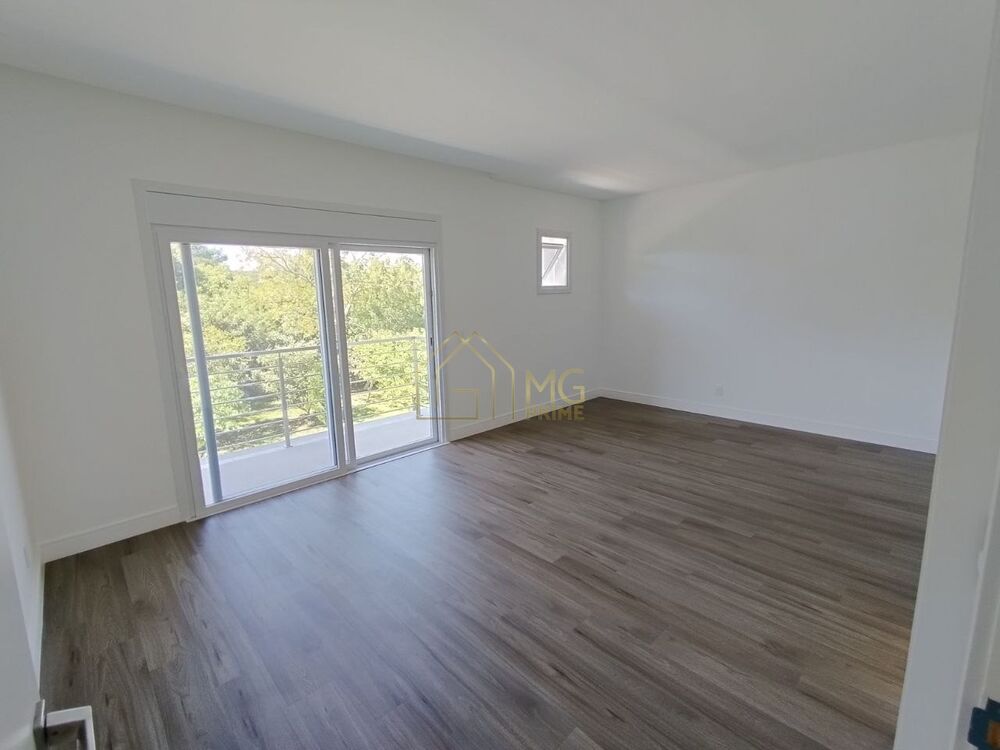 Casa, 3 quartos, 269 m² - Foto 2
