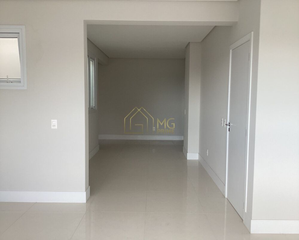 Apartamento à venda com 4 quartos, 223m² - Foto 4