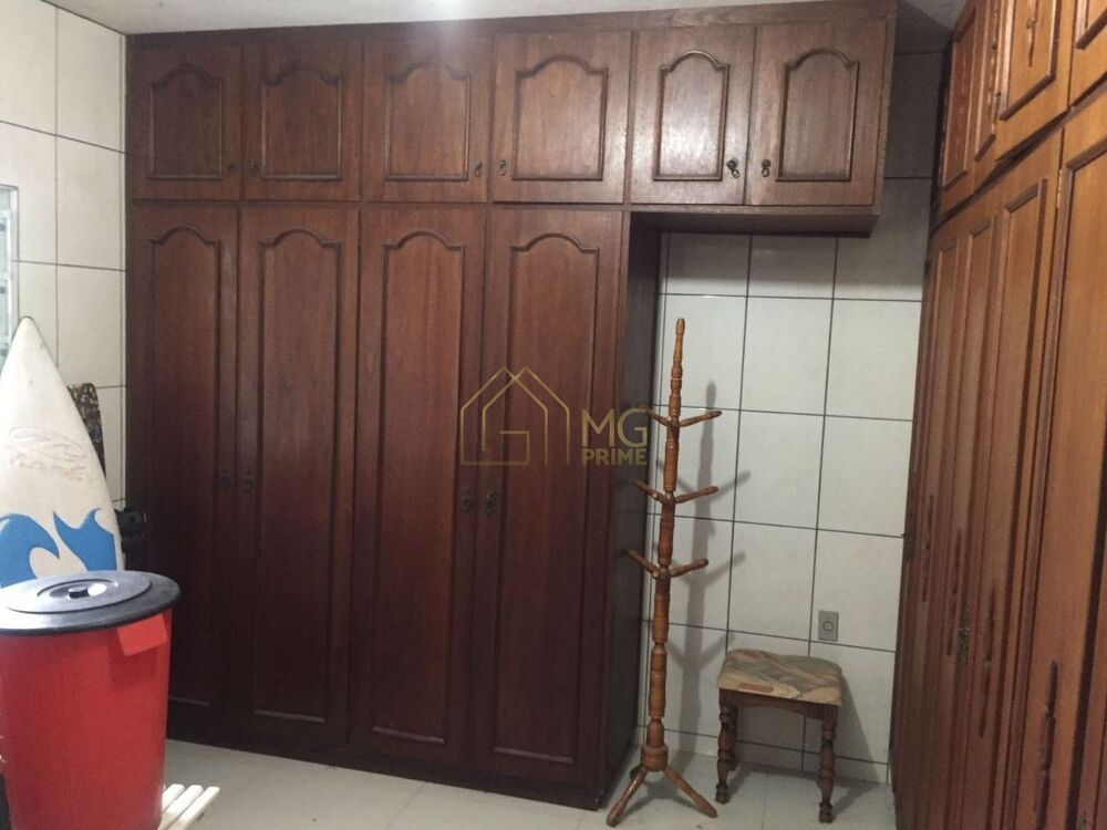Casa à venda com 3 quartos, 250m² - Foto 5