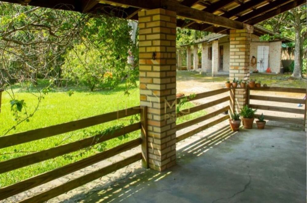 Casa à venda com 3 quartos, 189m² - Foto 8