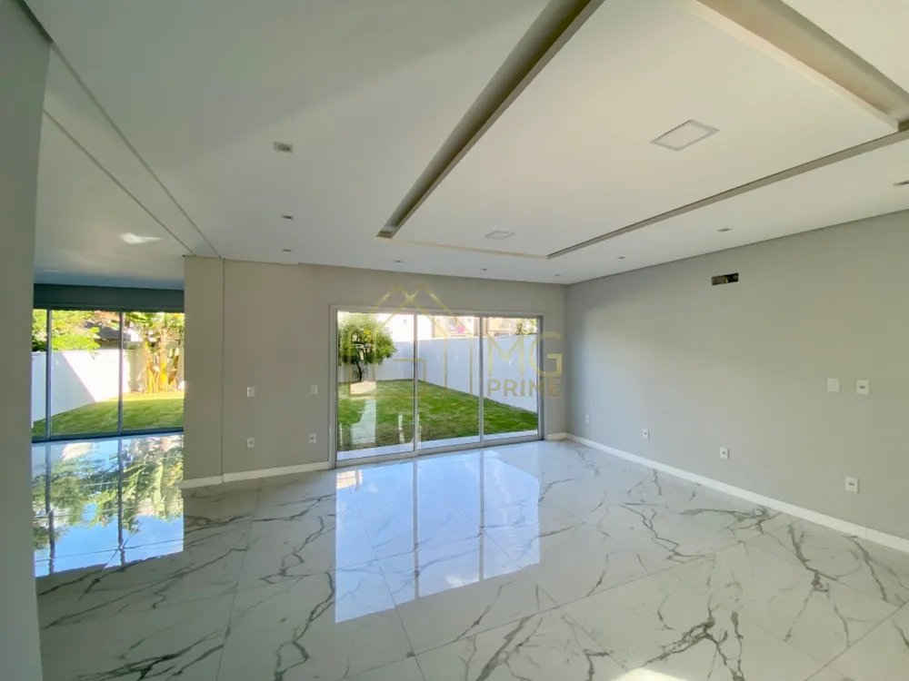 Casa, 3 quartos, 244 m² - Foto 3