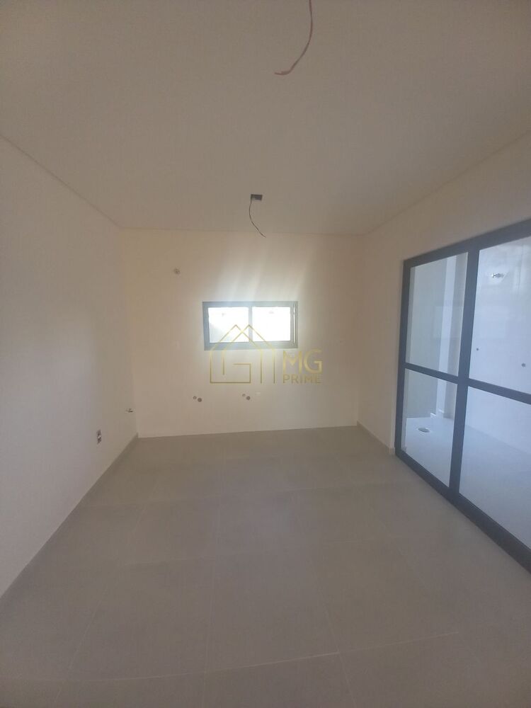 Casa à venda com 2 quartos, 90m² - Foto 3