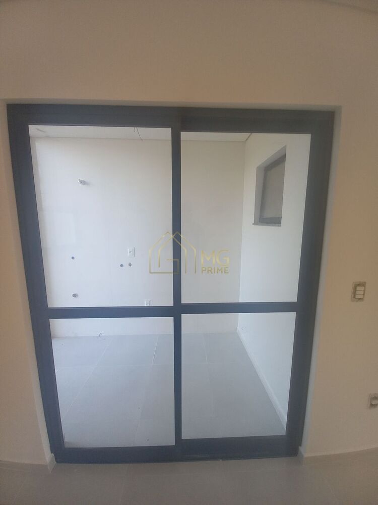 Casa à venda com 2 quartos, 90m² - Foto 4