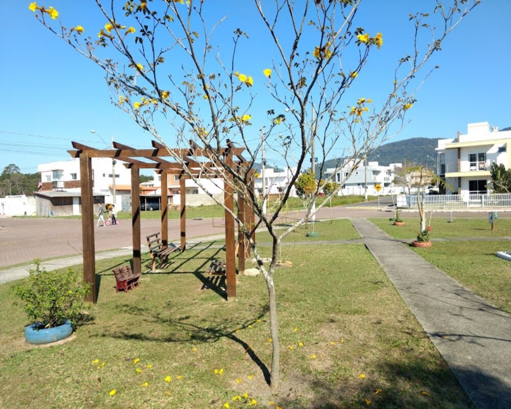 Casa à venda com 2 quartos, 90m² - Foto 38