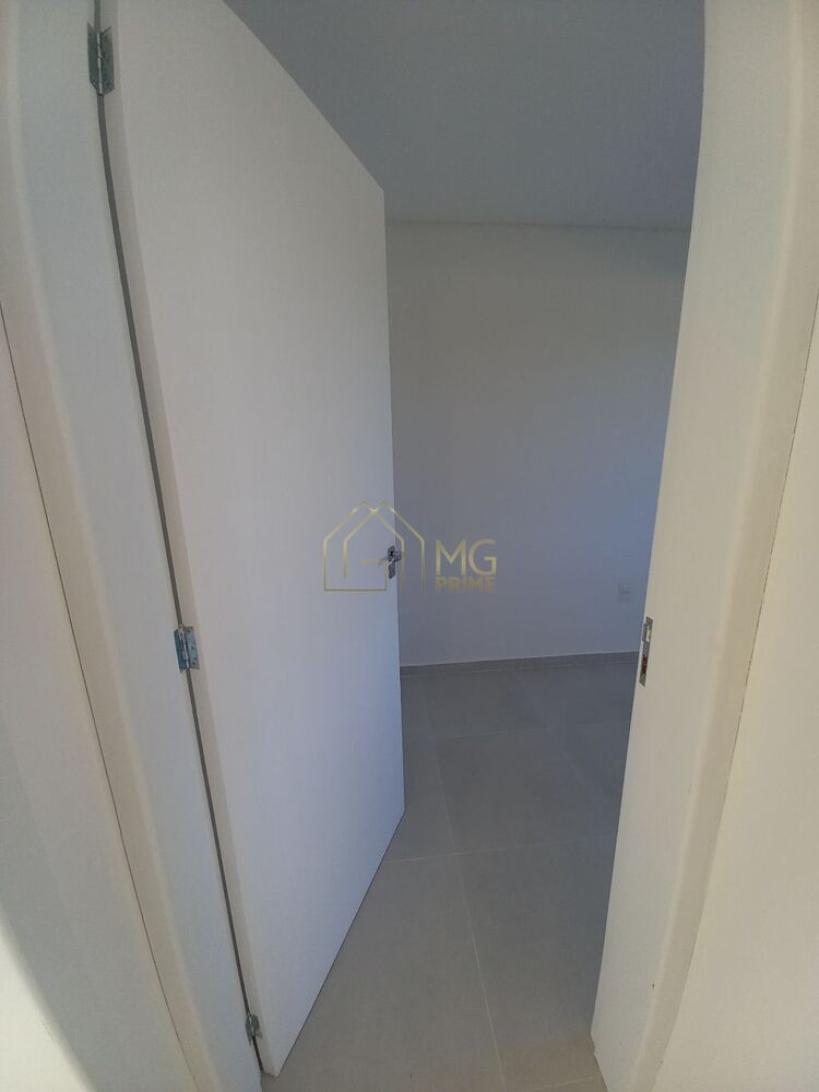 Casa à venda com 2 quartos, 90m² - Foto 20