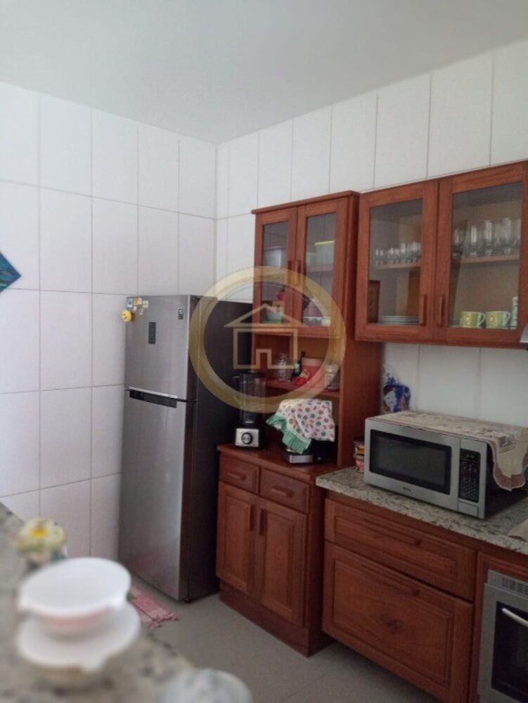 Casa, 3 quartos, 263 m² - Foto 2