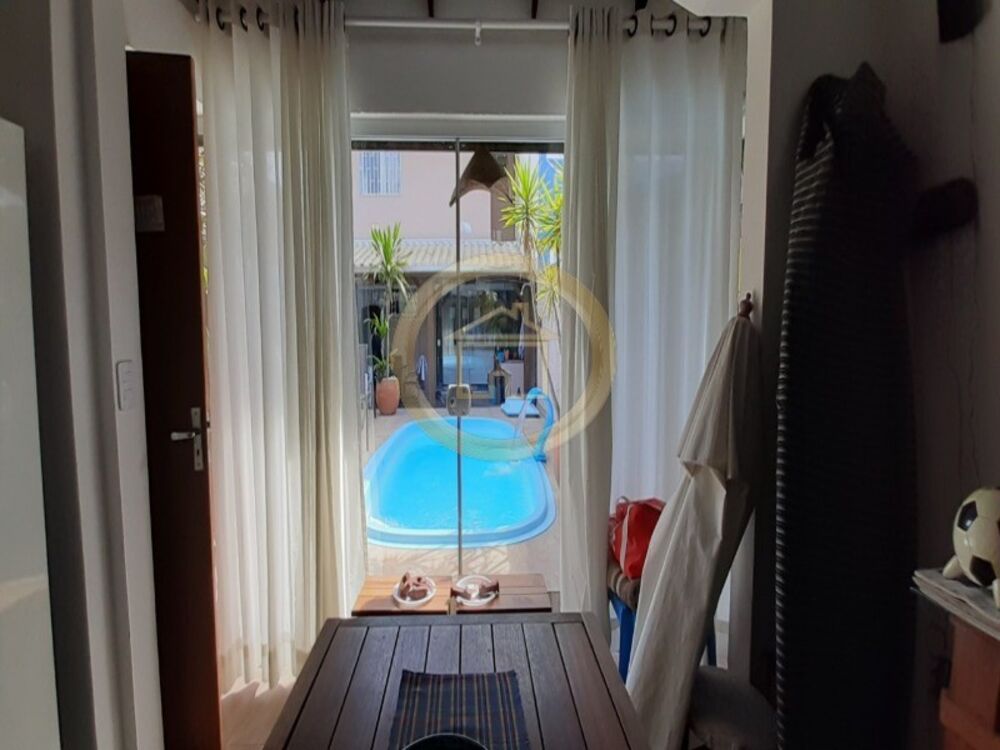 Casa, 3 quartos, 210 m² - Foto 3