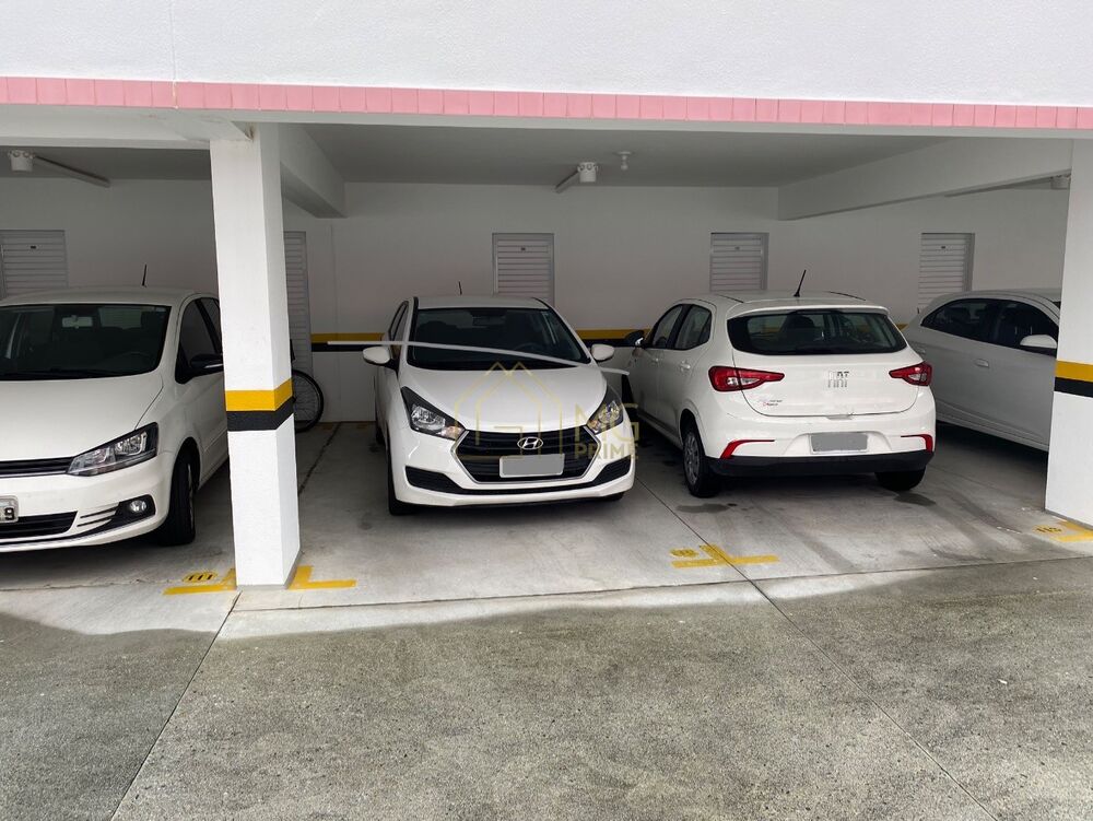 Apartamento à venda com 2 quartos, 71m² - Foto 4