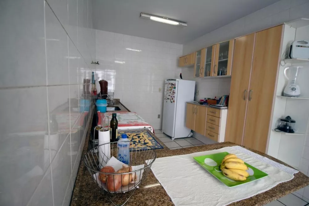 Apartamento à venda com 2 quartos, 144m² - Foto 4