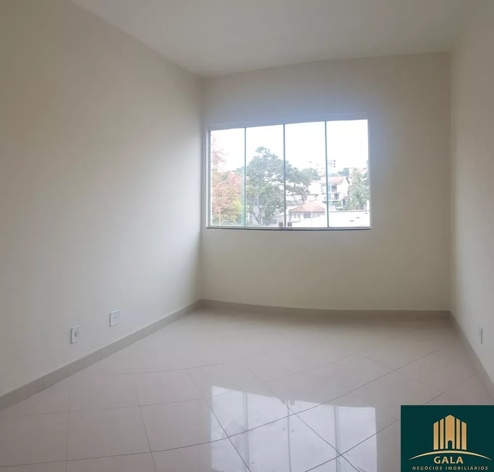 Casa à venda com 3 quartos, 200m² - Foto 4