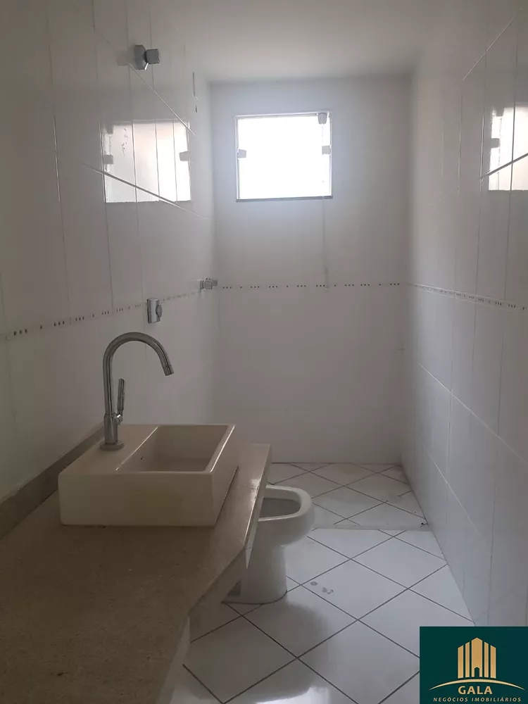 Casa à venda com 3 quartos, 200m² - Foto 7