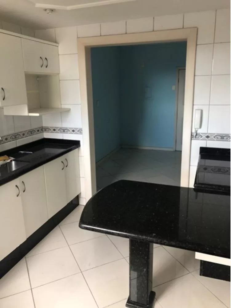 Cobertura à venda com 5 quartos, 250m² - Foto 4