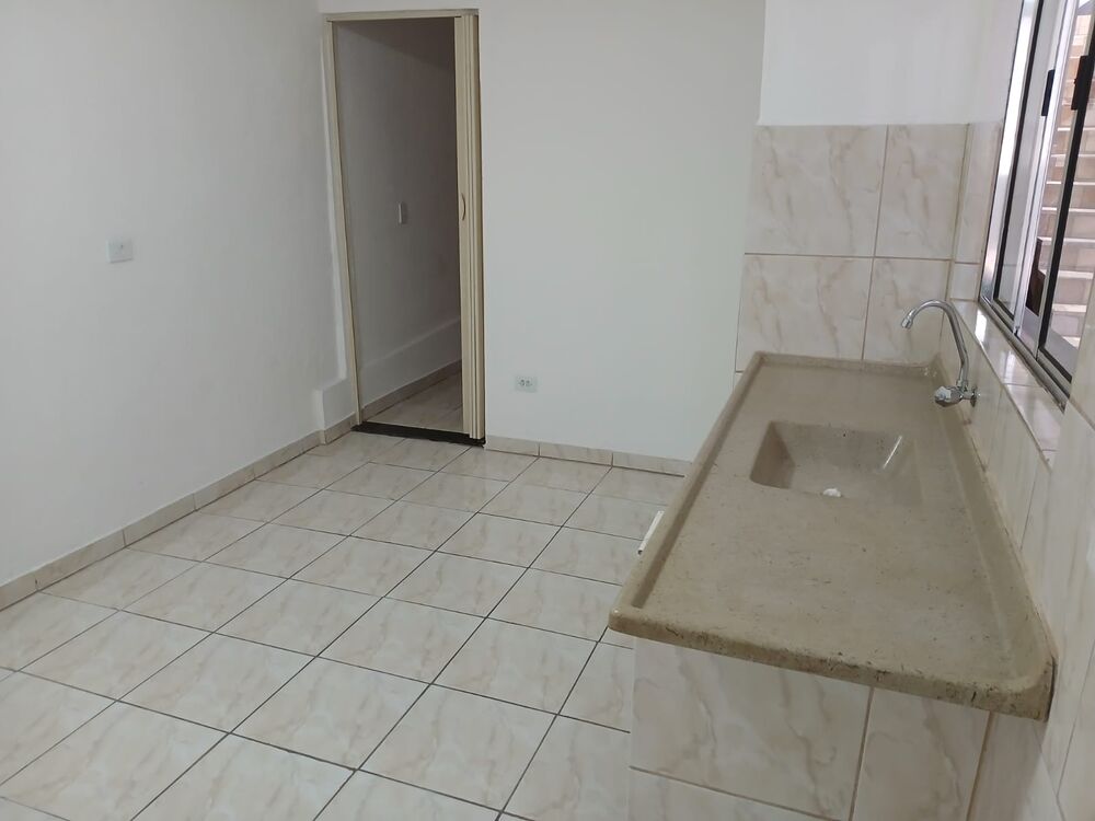 Casa à venda com 2 quartos, 170m² - Foto 3