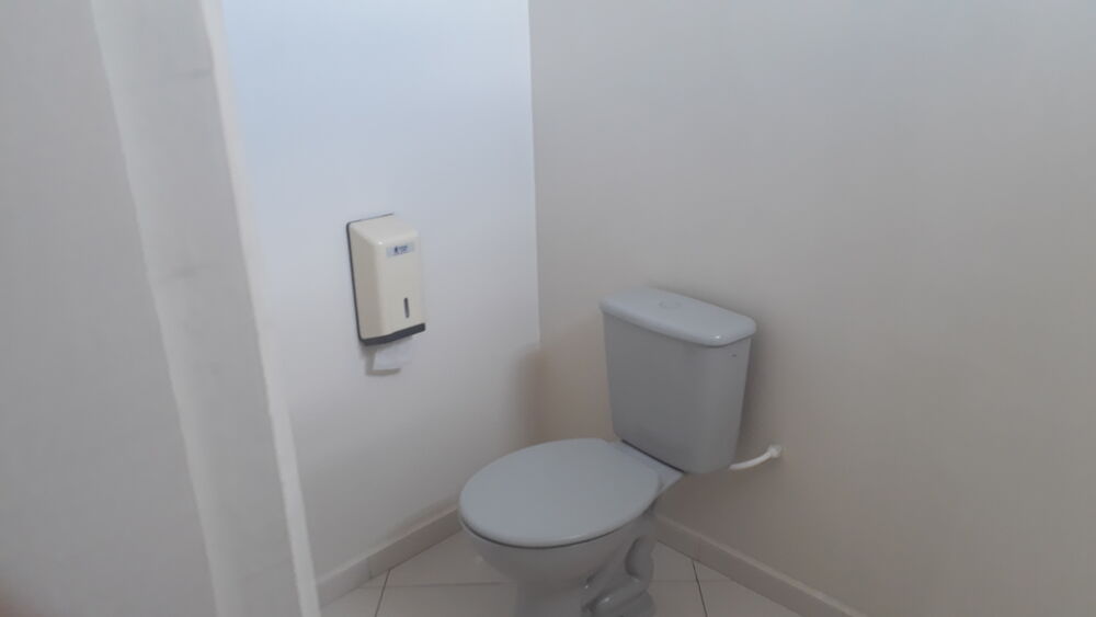 Sobrado à venda com 3 quartos, 300m² - Foto 11