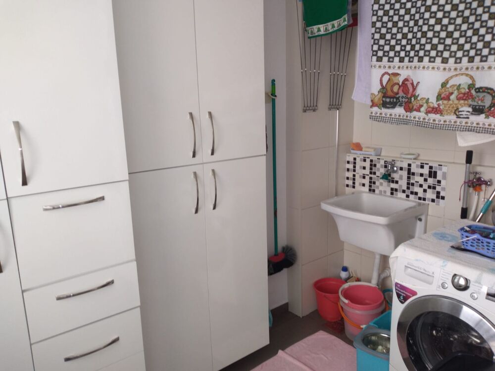 Apartamento à venda com 3 quartos, 82m² - Foto 2