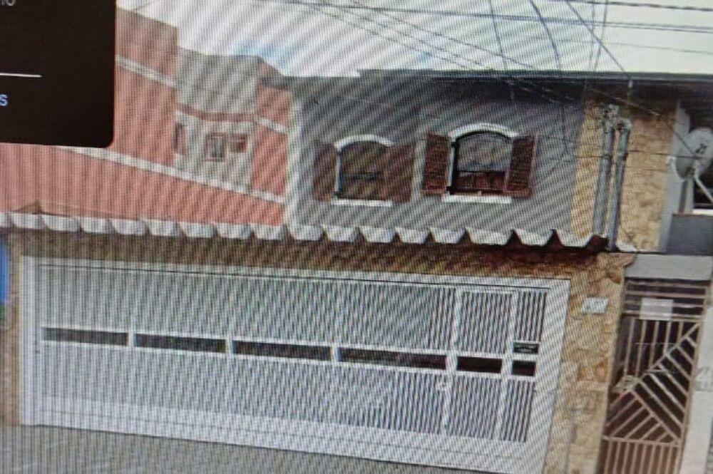 Sobrado à venda com 3 quartos, 300m² - Foto 1