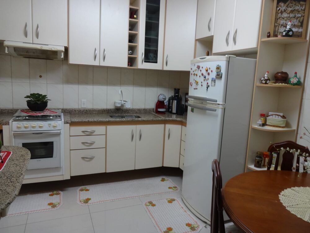 Apartamento à venda com 2 quartos, 73m² - Foto 1