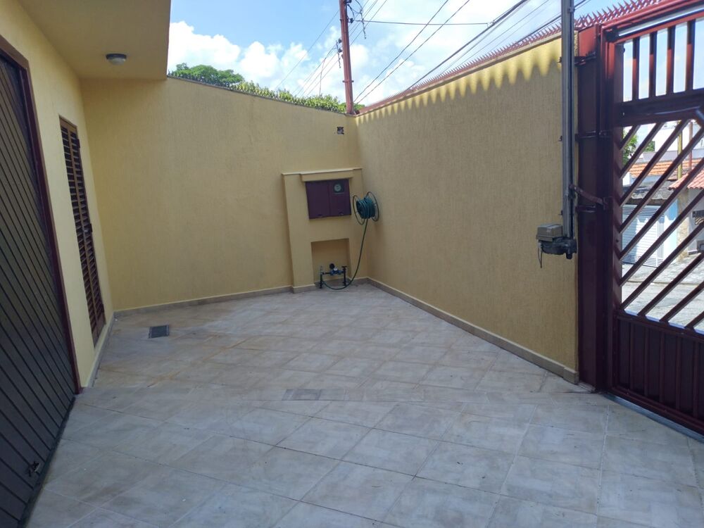 Sobrado à venda com 3 quartos, 192m² - Foto 2