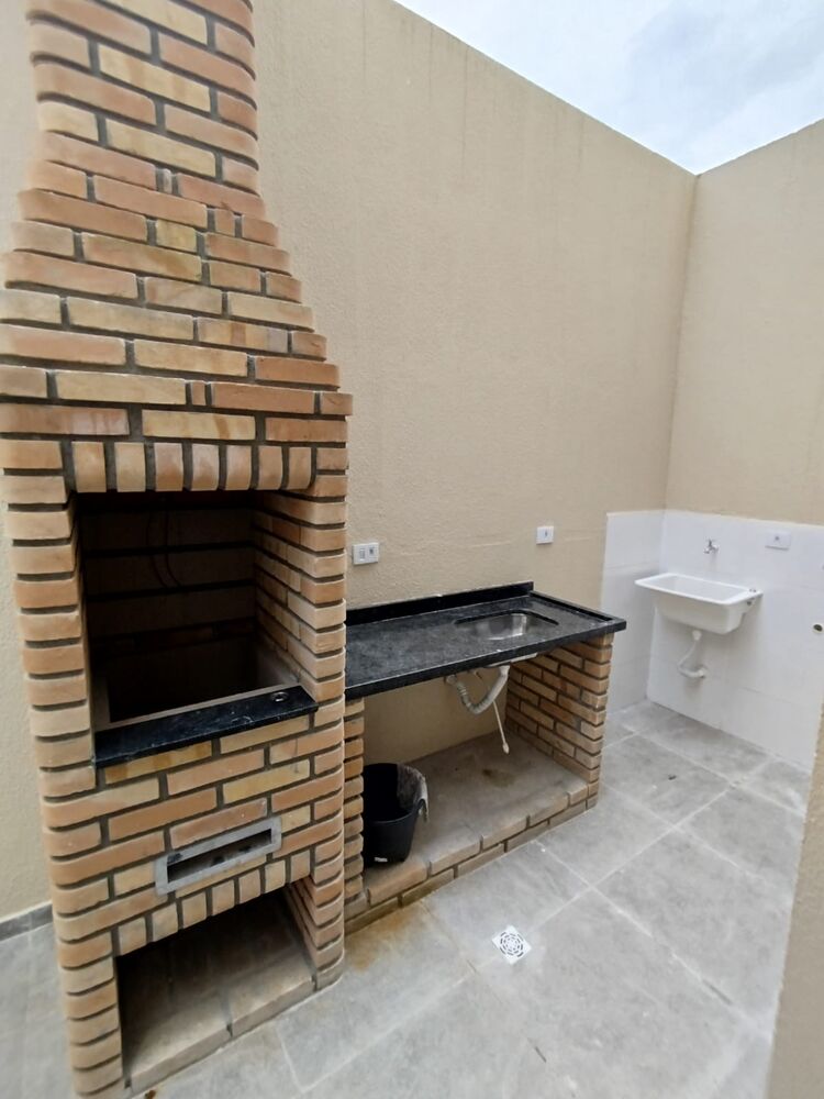 Sobrado à venda com 3 quartos, 95m² - Foto 1