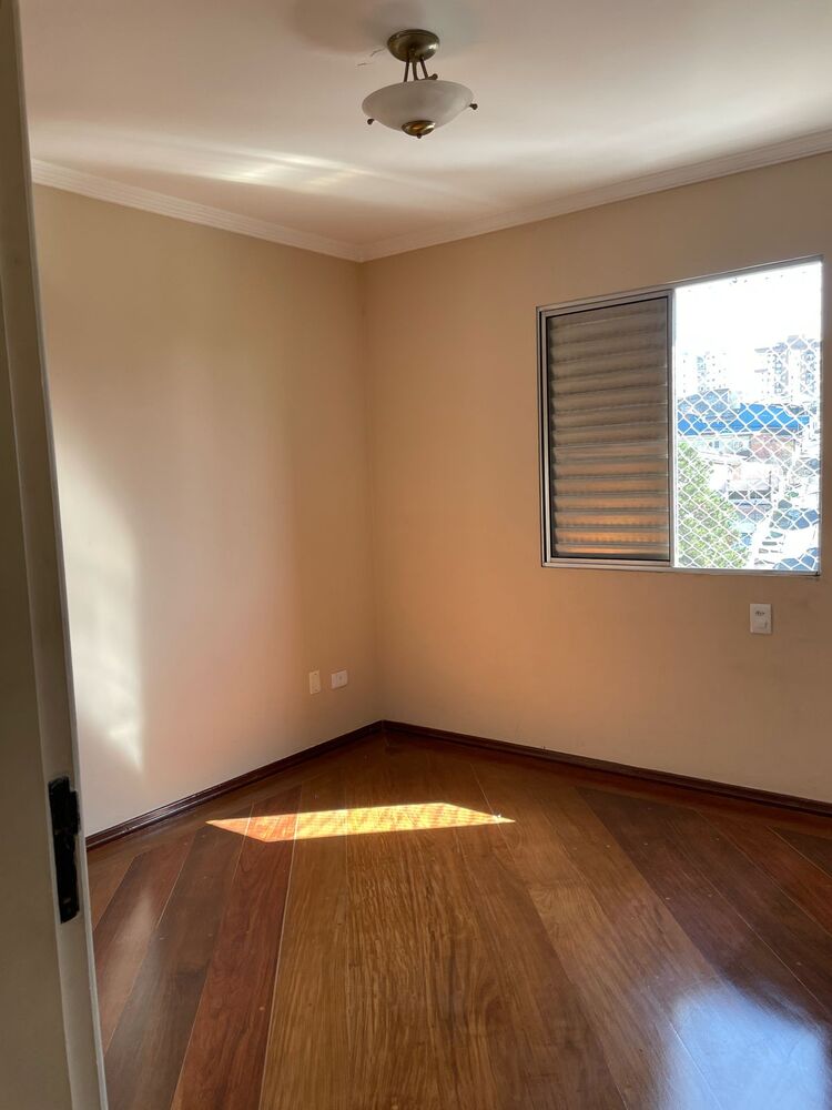 Apartamento à venda com 2 quartos, 60m² - Foto 11