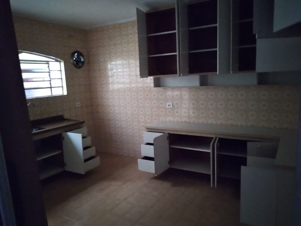 Sobrado à venda com 3 quartos, 98m² - Foto 3