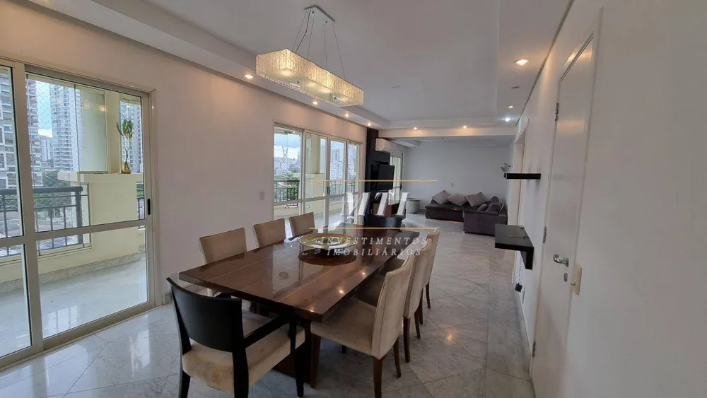Apartamento, 3 quartos, 198 m² - Foto 2