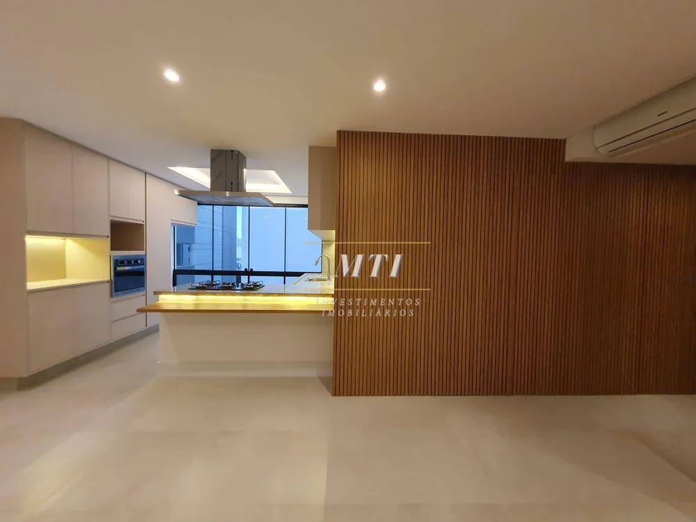 Apartamento, 3 quartos, 170 m² - Foto 2