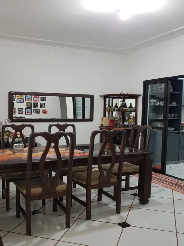 Casa, 2 quartos, 166 m² - Foto 1