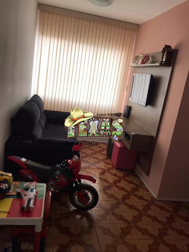 Apartamento à venda com 3 quartos, 50m² - Foto 1