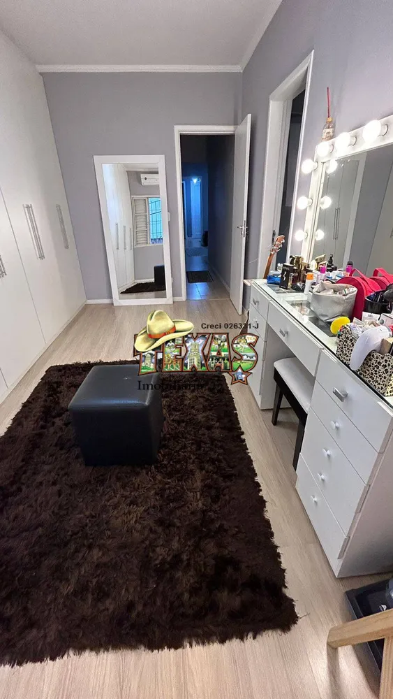 Casa, 3 quartos, 230 m² - Foto 8