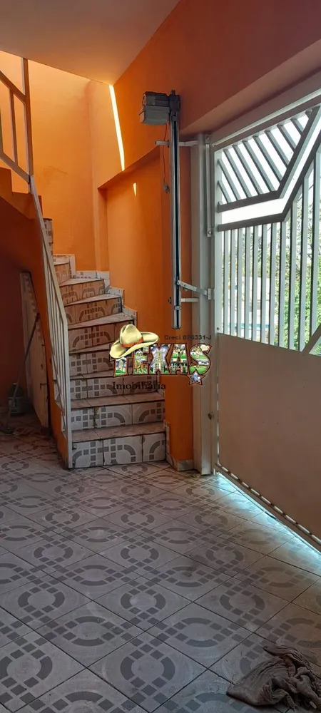 Sobrado, 3 quartos, 240 m² - Foto 2
