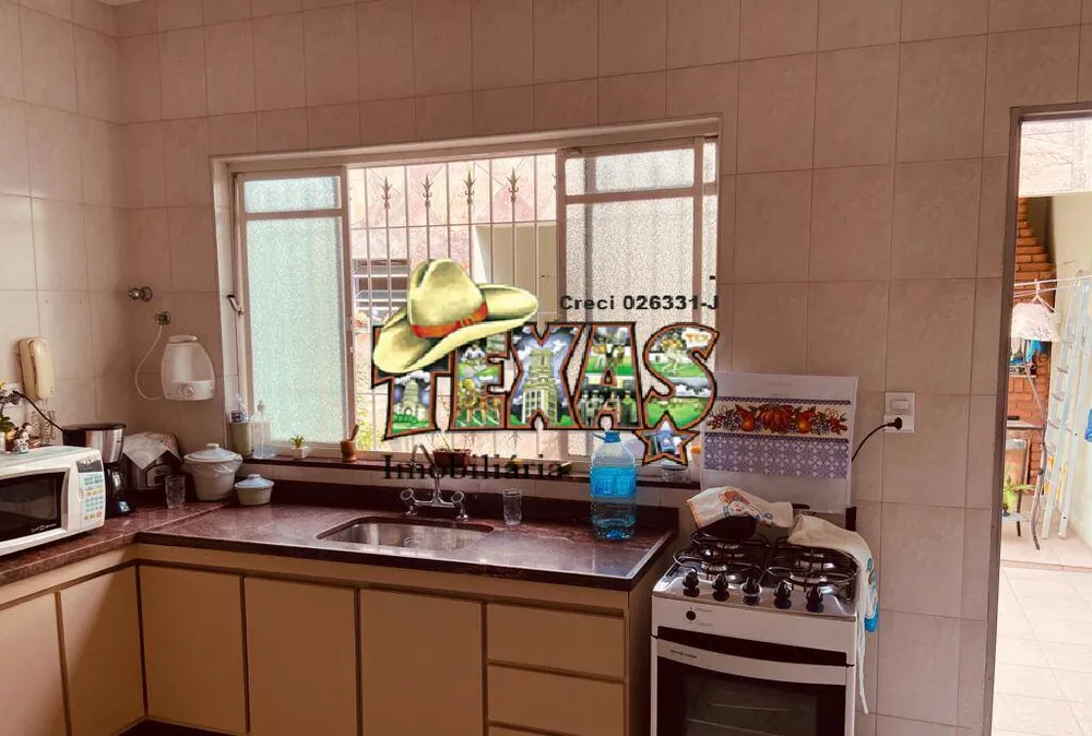 Casa, 3 quartos, 180 m² - Foto 1