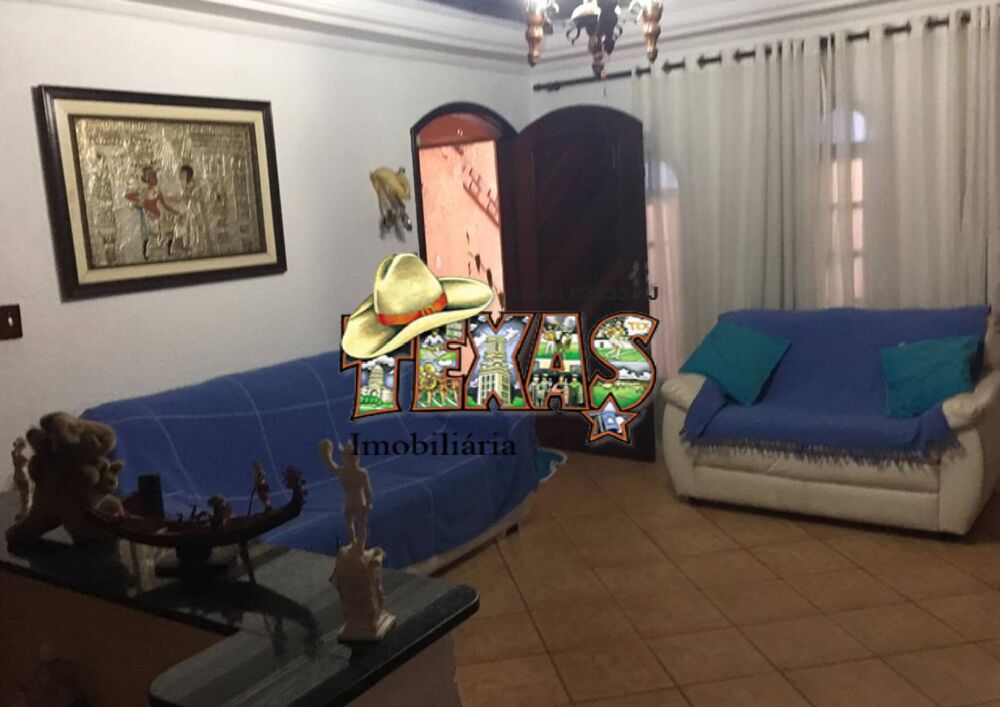 Casa à venda com 5 quartos, 250m² - Foto 3