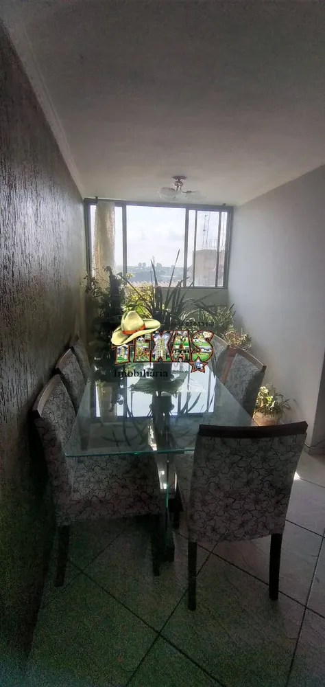 Apartamento, 3 quartos, 70 m² - Foto 2