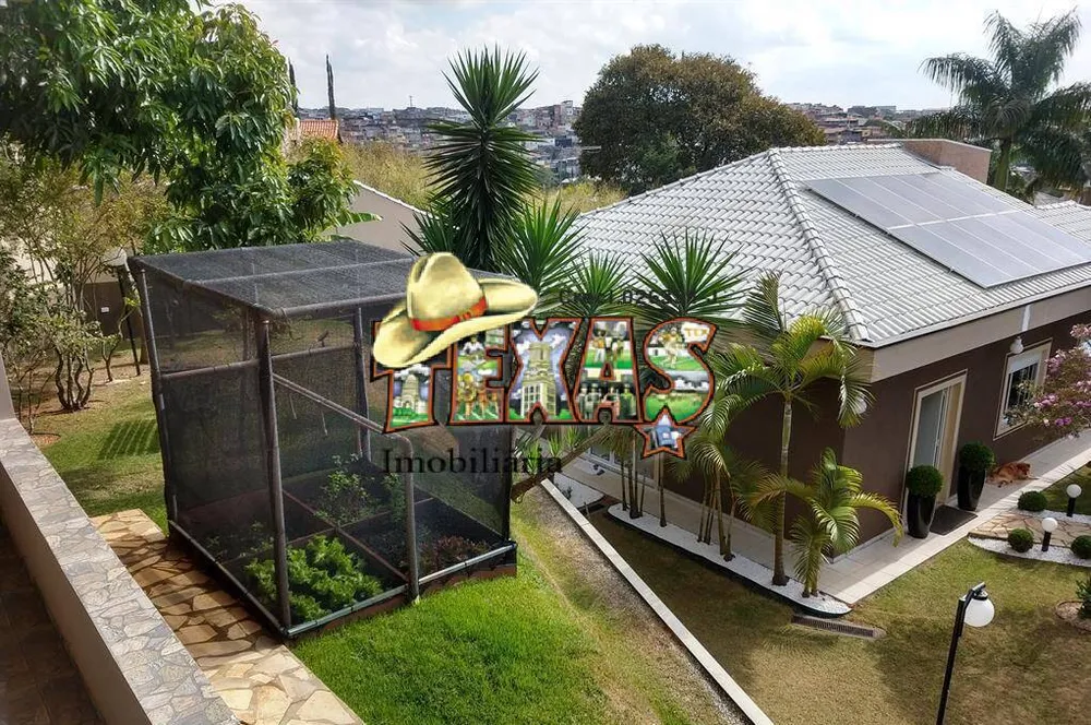 Casa, 3 quartos, 247 m² - Foto 1